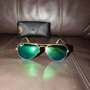 Ray-Ban Gold Aviator Sunglasses with Green Mirror Lenses